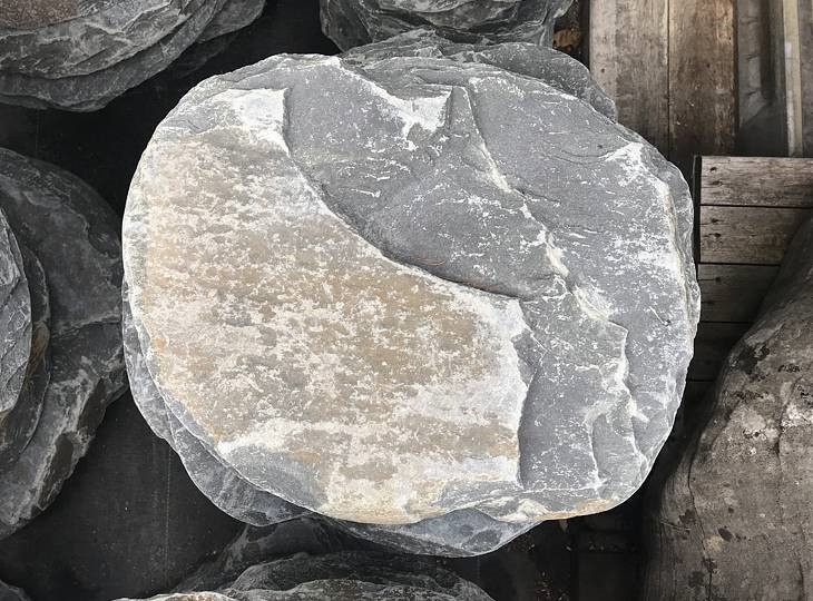 Solid stone